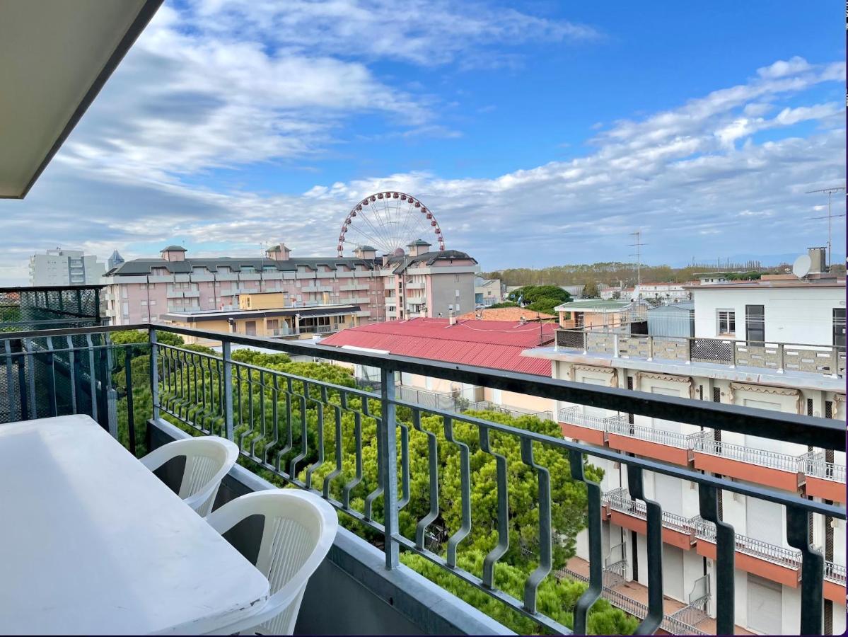 Appartamento Olimpo Carraro Immobiliare Jesolo - Family Apartments Eksteriør bilde