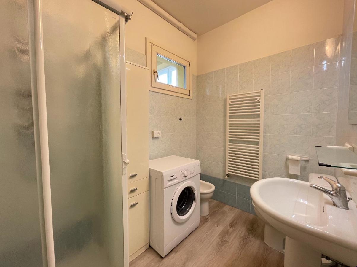 Appartamento Olimpo Carraro Immobiliare Jesolo - Family Apartments Eksteriør bilde